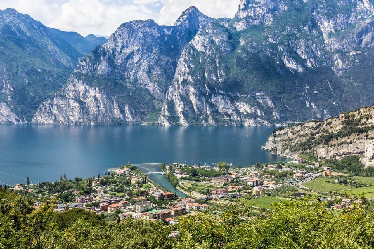 Apartamento Residenza Picalof Torbole Sul Garda Exterior foto