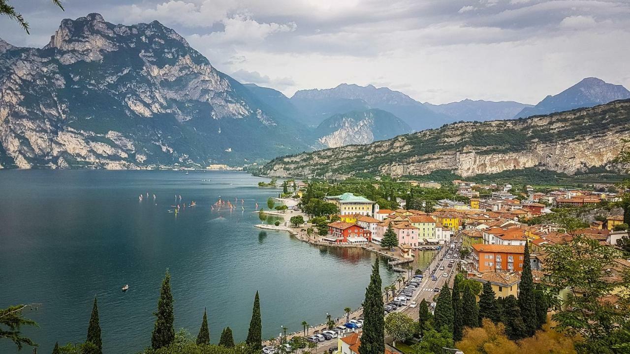 Apartamento Residenza Picalof Torbole Sul Garda Exterior foto