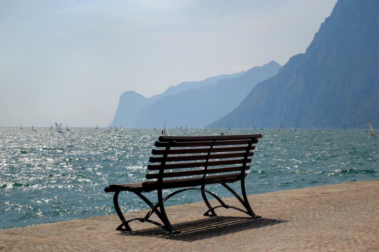 Apartamento Residenza Picalof Torbole Sul Garda Exterior foto